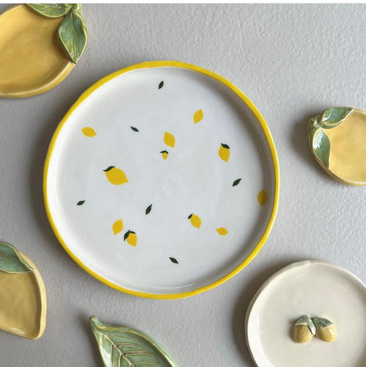 Handbuilding dinnerware class