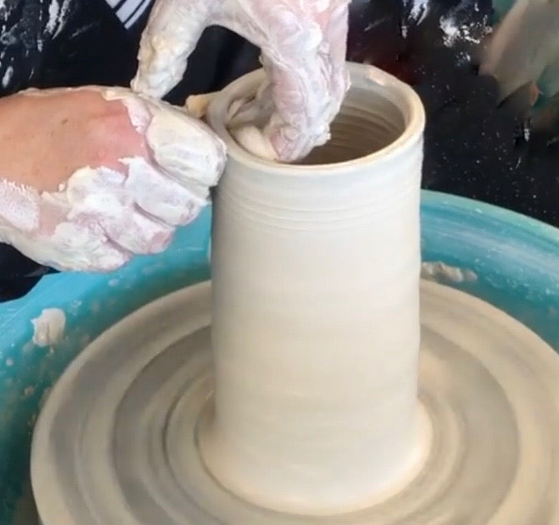 Cylinder shaped pottery